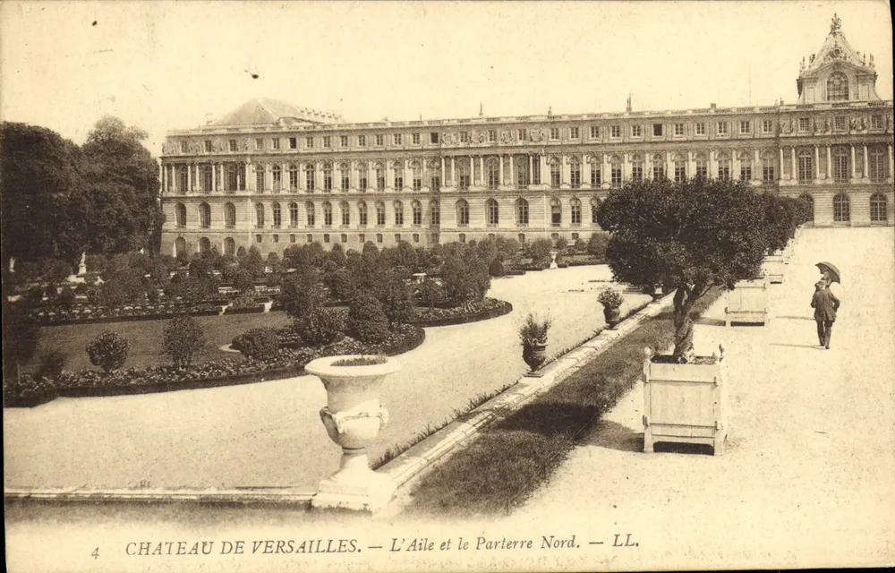 Schloss Versailles — Die Flügel und der Nordparterre — LL. - Vorderseite