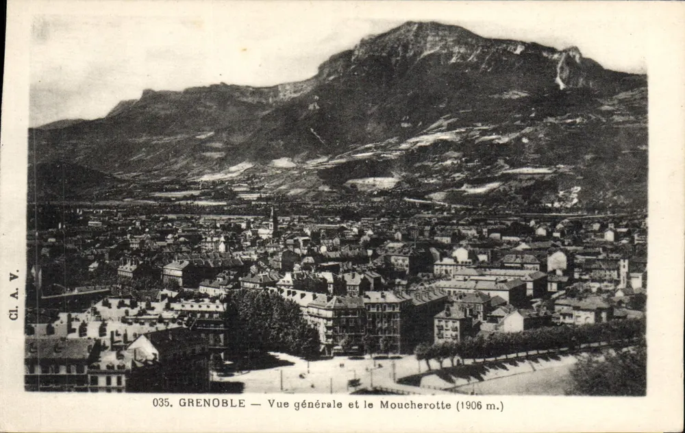 Grenoble — Vista geral e o Moucherotte (1906 m.) — Cl. A. V., n° 035 - Frente