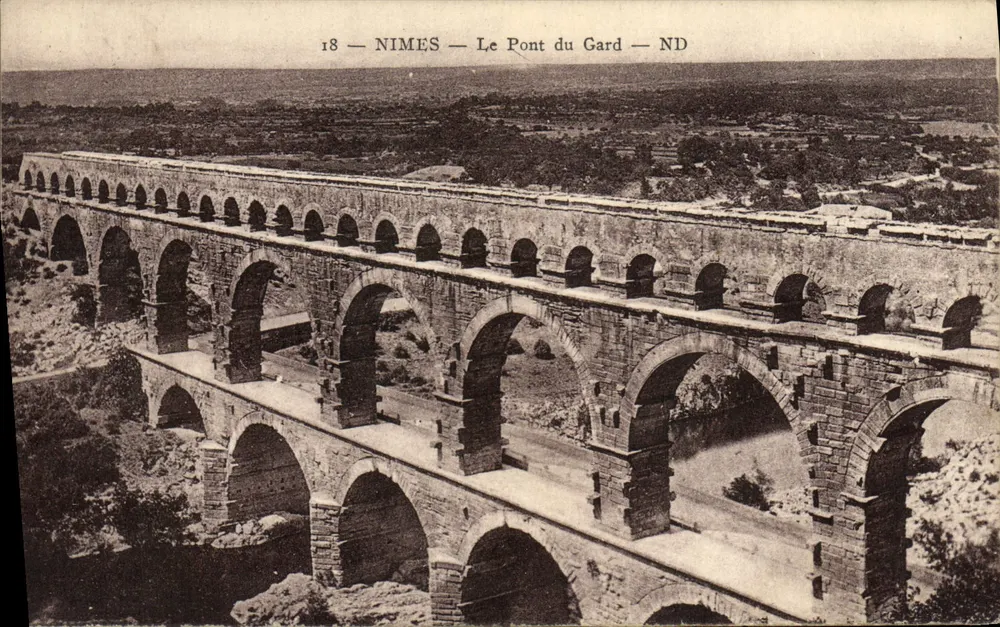 Nîmes — O Pont du Gard — ND - Frente