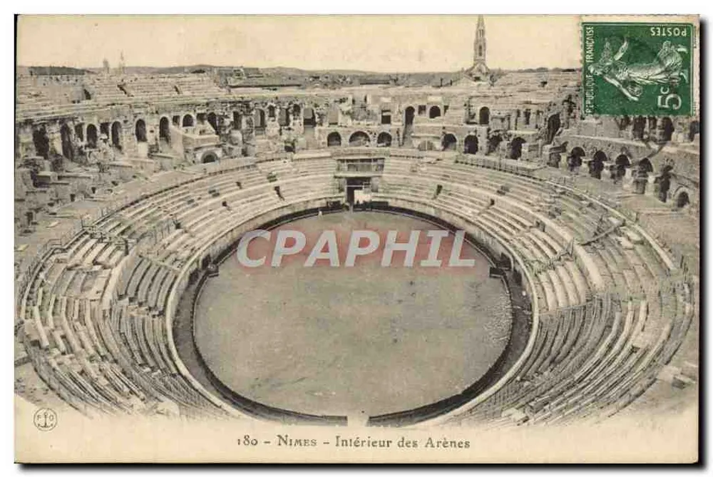Nîmes - Interior das Arênes — Bilhete postal antigo n°180 — editor não identificado - Frente