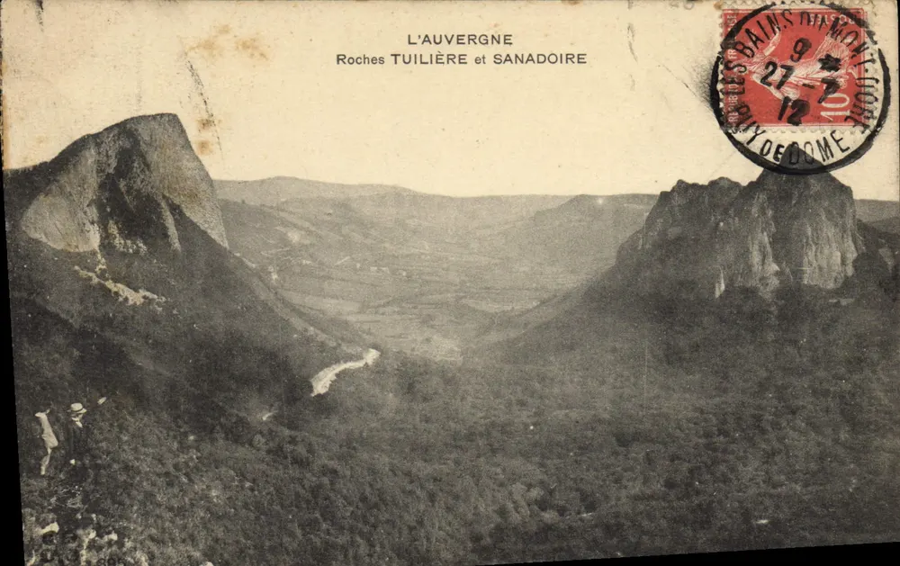 Auvergne — Roches Tuilière und Sanadoire — unbekannter Verlag - Vorderseite