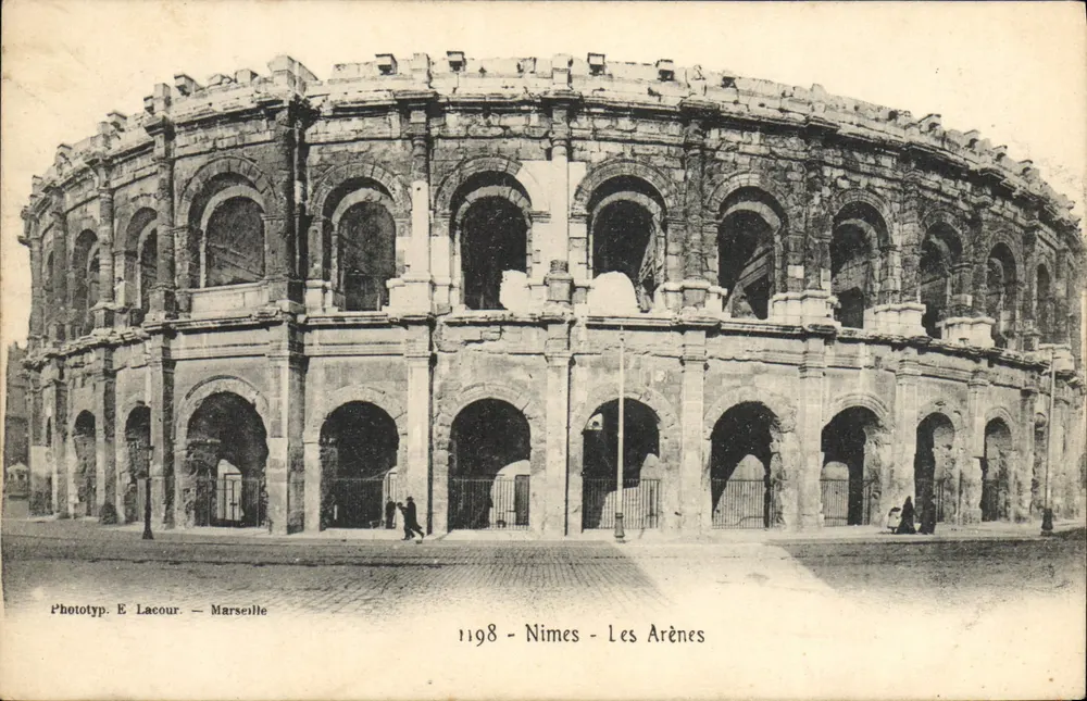 Nîmes - As Arenas — Phototyp. E Lacour - Marselha, n° 1198 - Frente