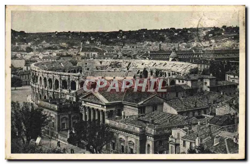 Nîmes (Gard) — Les Arènes et Vue Générale — Édition A. Beaurevier - Frente