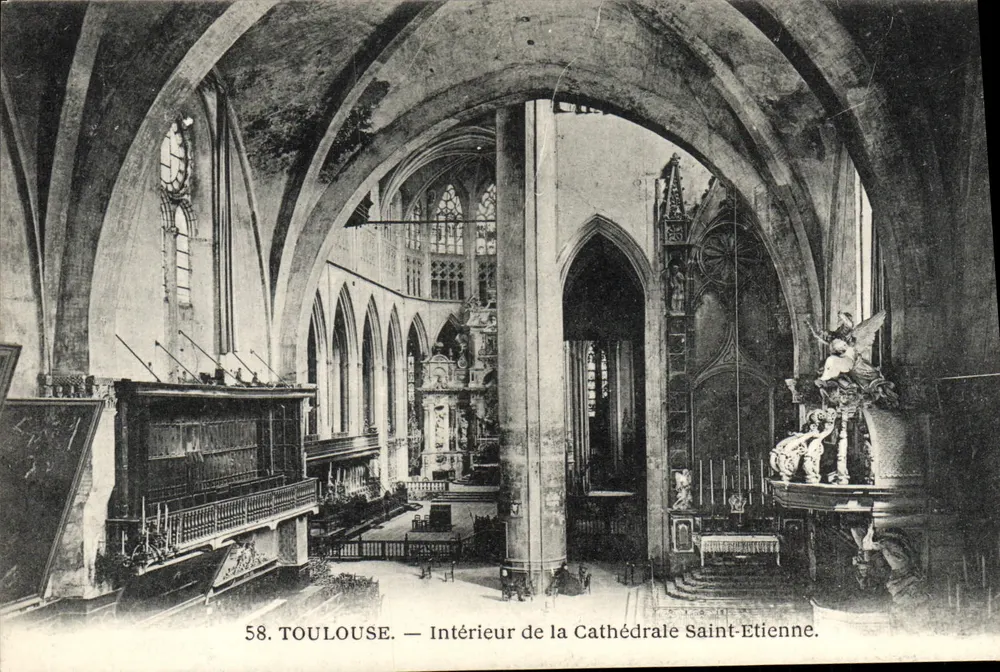 Toulouse — Innenansicht der Kathedrale Saint-Etienne — Phototypie d'Art et d'Industrie du Sud-Ouest - Vorderseite