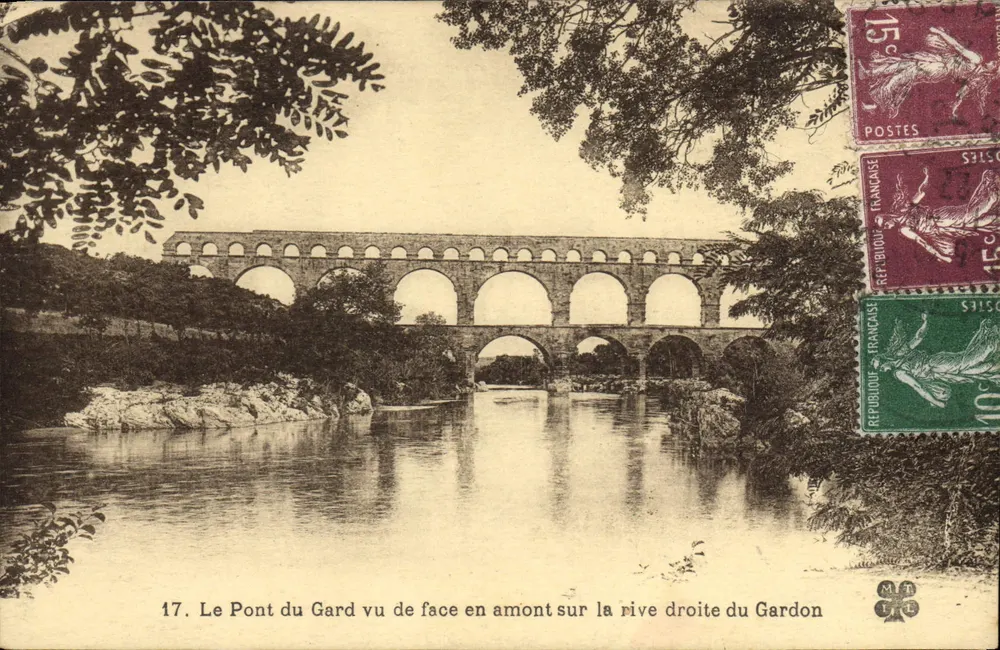 Der Pont du Gard — Ansicht flussaufwärts auf der rechten Seite des Gardon — Verlag M.A.R.T.E. n°17 - Vorderseite