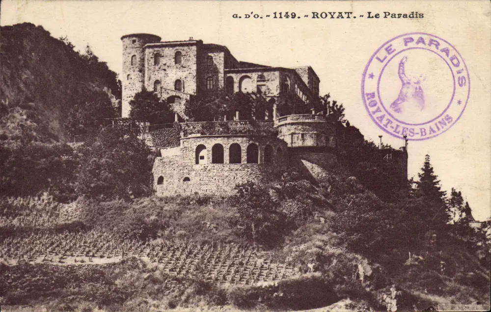 Royat - Le Paradis — château sur colline avec vignes en contrebas — éditeur Gouitefanges (P.-de-D.) - Awers