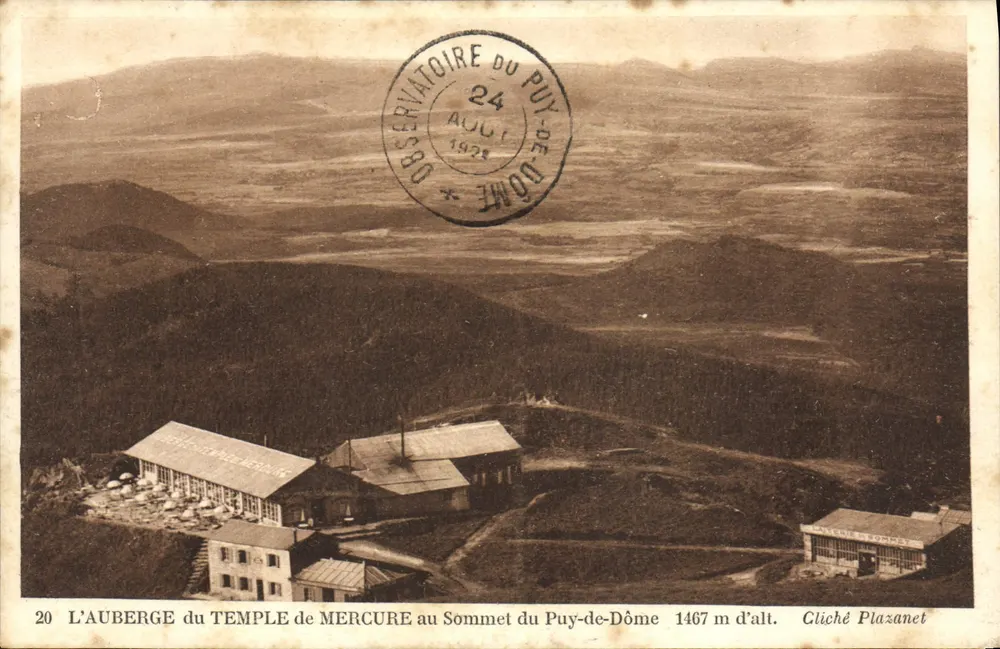 Das Hotel des Tempels Merkur am Gipfel des Puy-de-Dôme — 1467 m Höhe — Cliché Plazanet, Nr. 20 - Vorderseite