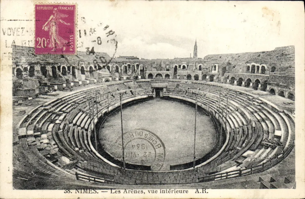 Nîmes — As Arenas, visão interna — A.R. - Frente