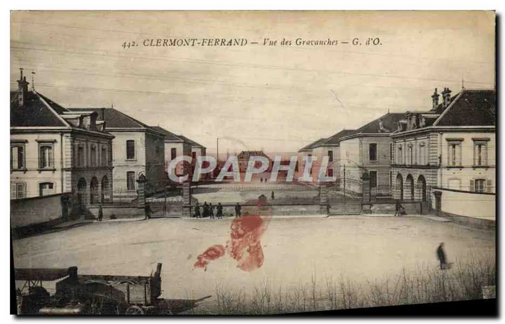 Clermont-Ferrand — Vista dos Gravanches — G. d'O. - Frente
