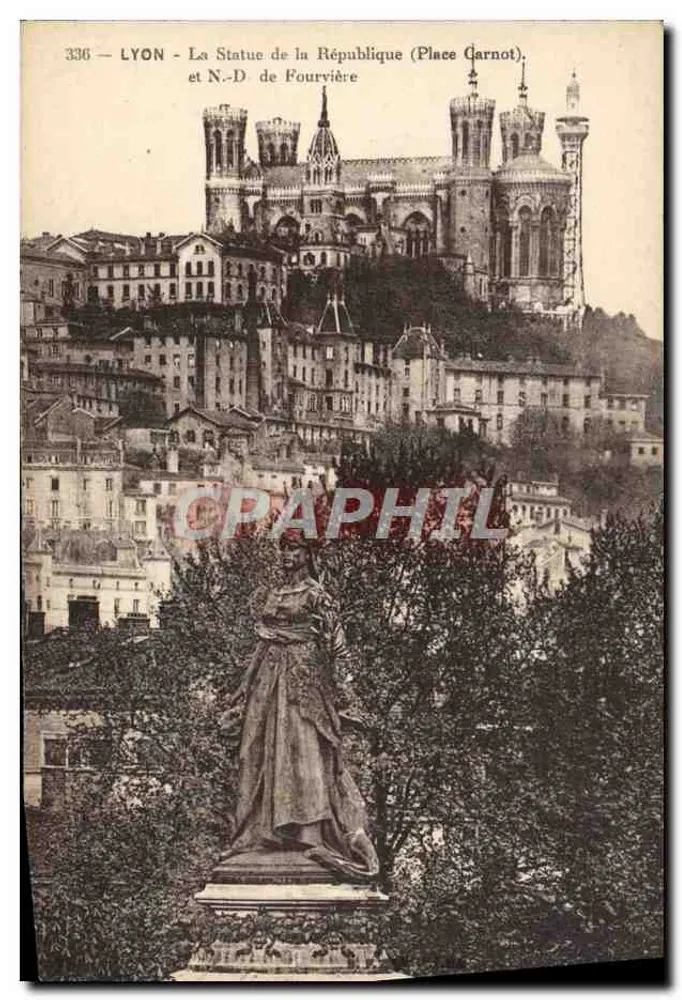 LYON - A Estátua da República (Place Carnot) e N.-D. de Fourvière - Frente