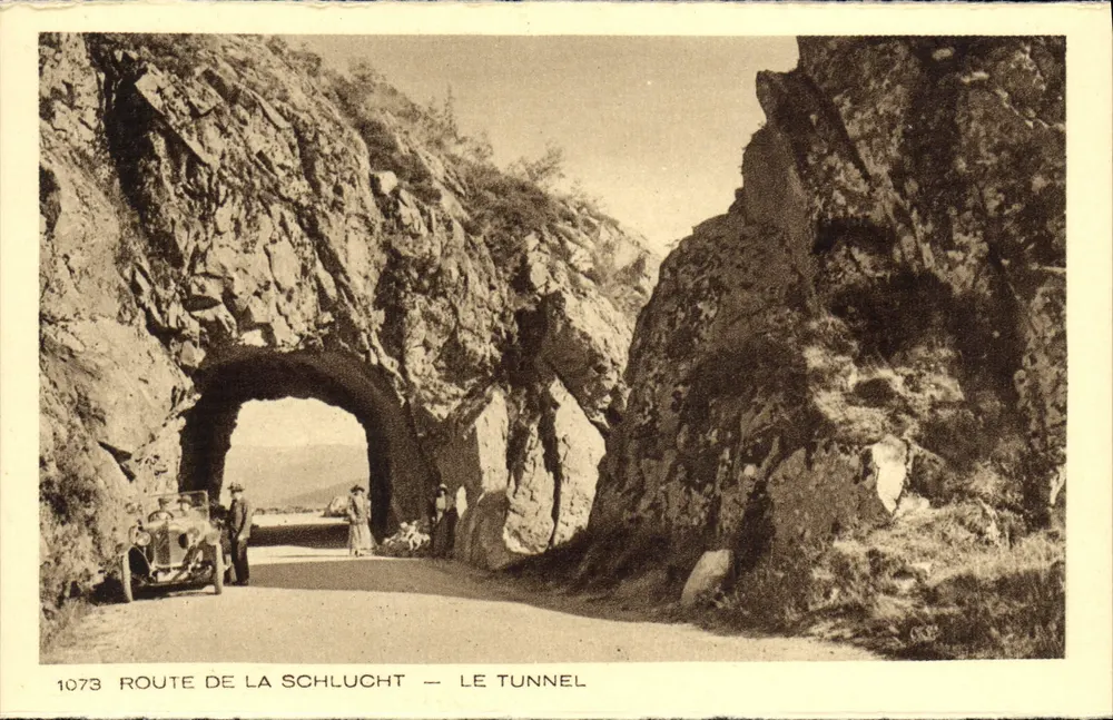 Estrada da Schlucht — O Tunel — 1073 - Frente