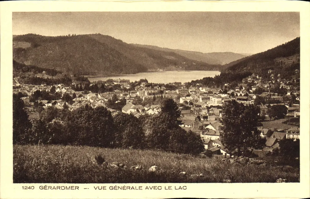 Gérardmer — Vista geral com o lago — Coleção Les Vosges, n° 1240 - Frente