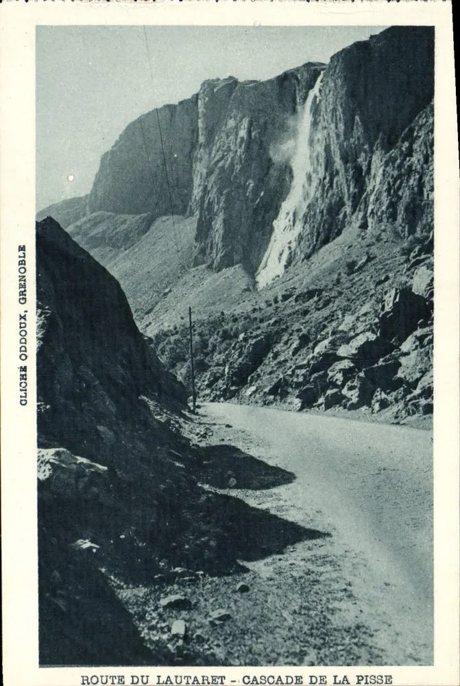 Rodovia do Lautaret - Cachoeira da Pisse — Grenoble, cliché ODDOUX - Frente