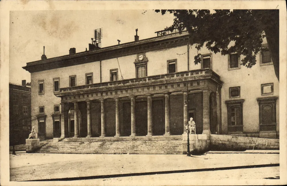O Palácio de Justiça em Aix-en-Provence — Editor: Les Éditions d'Art Yvon — Número de série: W.399 - Frente