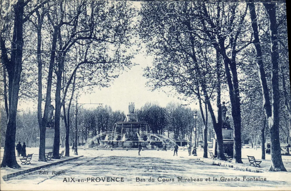 AIX-EN-PROVENCE — Unten am Cours Mirabeau und die Grande Fontaine — Verlag: Ragon - Vorderseite