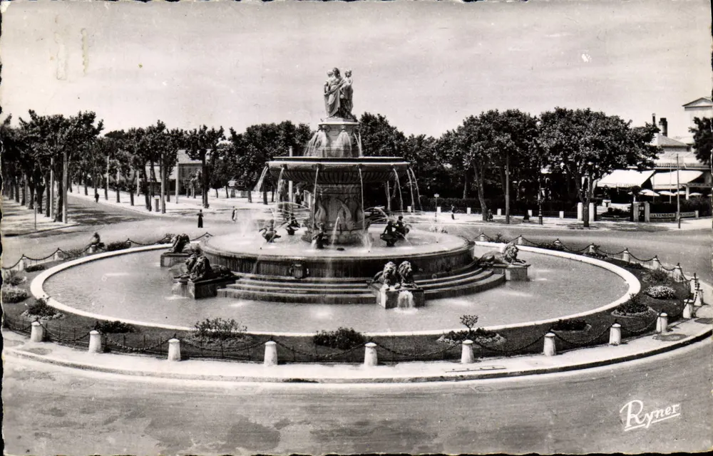 Aix-en-Provence — Ansicht der Grande Fontaine auf der Rotonde (19. Jahrhundert) — Ryner - Vorderseite