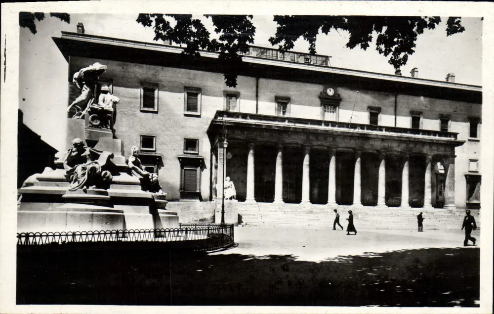 Aix-en-Provence — Palácio de Justiça — Bilhete postal antigo n°194 - Frente