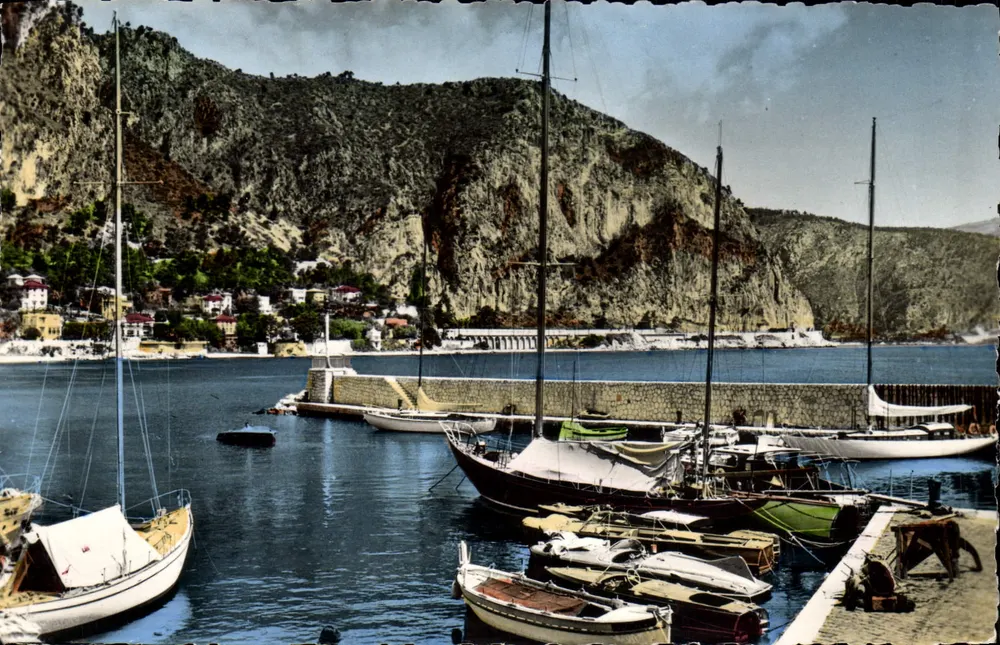 Porto de Beaulieu-sur-Mer — A Basse-Corniche — Reprodução intertítulo - Frente