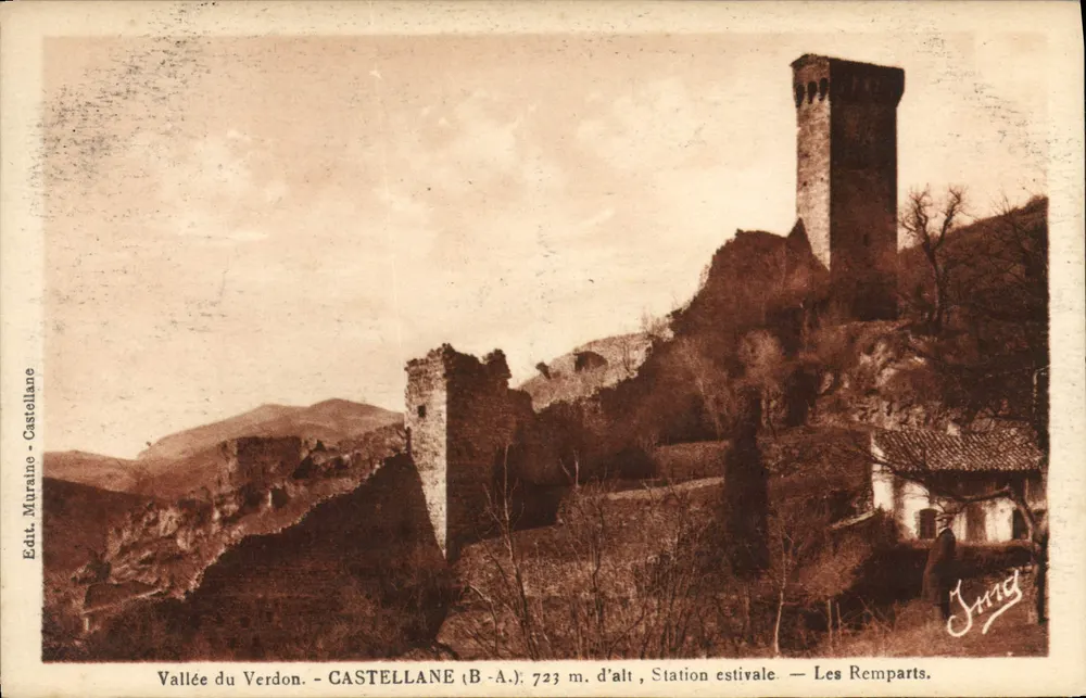 Castellane (B.-A.) — Die Mauern — Verlag Muraine-Castellane - Vorderseite