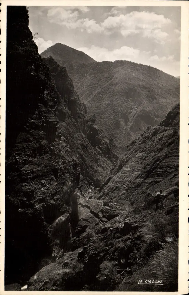 Gorges do Cians — O Salto da Belle-Mère — Edições « La Cigogne » - Frente