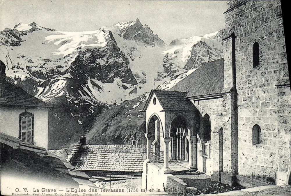 La Grave — Die Kirche der Terrasses (1750 m) und die Meije — Panoramablick auf die Alpen Eug. Robert, Grenoble - Vorderseite