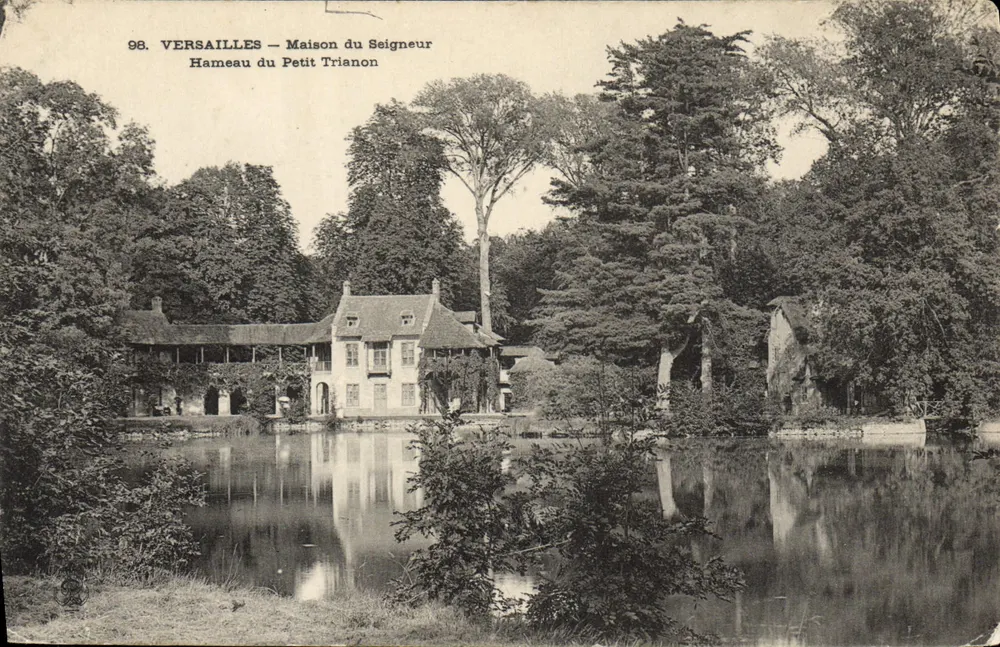 Versailles — Hameau du Petit Trianon — Maison du Seigneur - Vorderseite