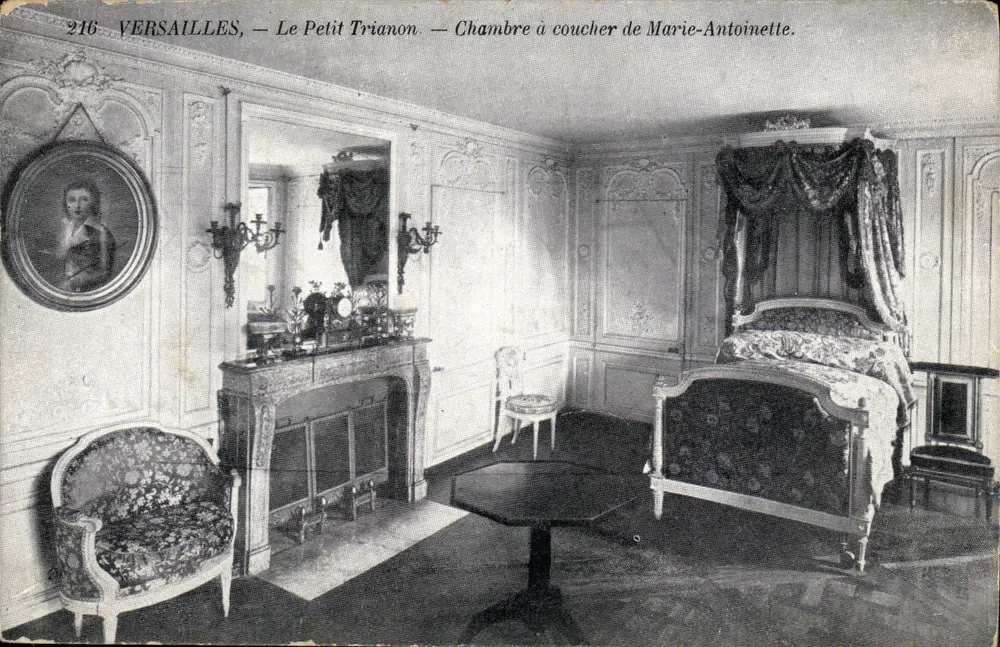 Versailles — Das Kleine Trianon — Schlafzimmer von Marie-Antoinette. - Vorderseite