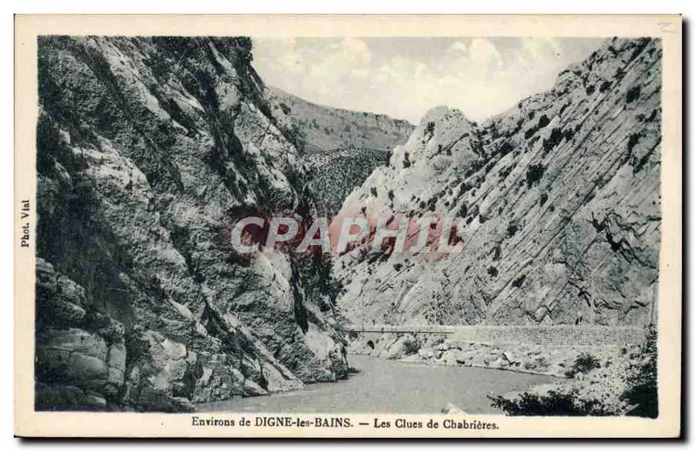 Arredores de Digne-les-Bains — Les Clues de Chabrières — Fot. Viat - Frente