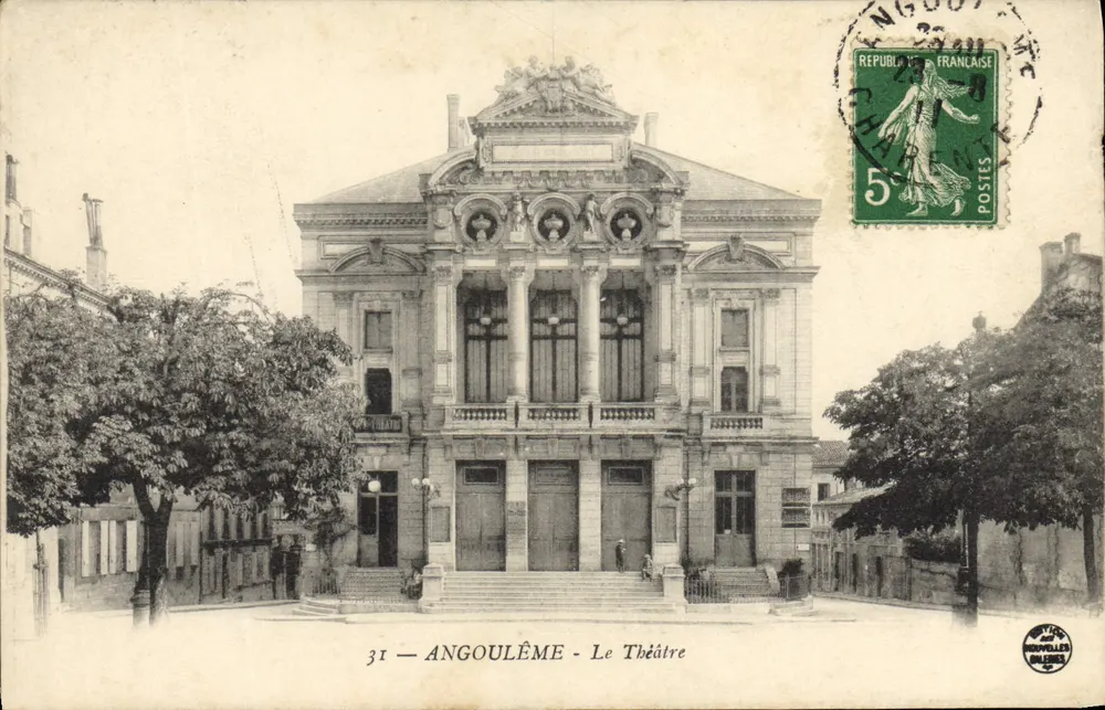 Angoulême - O Teatro — editor Nouvelles Galeries, n°31 - Frente