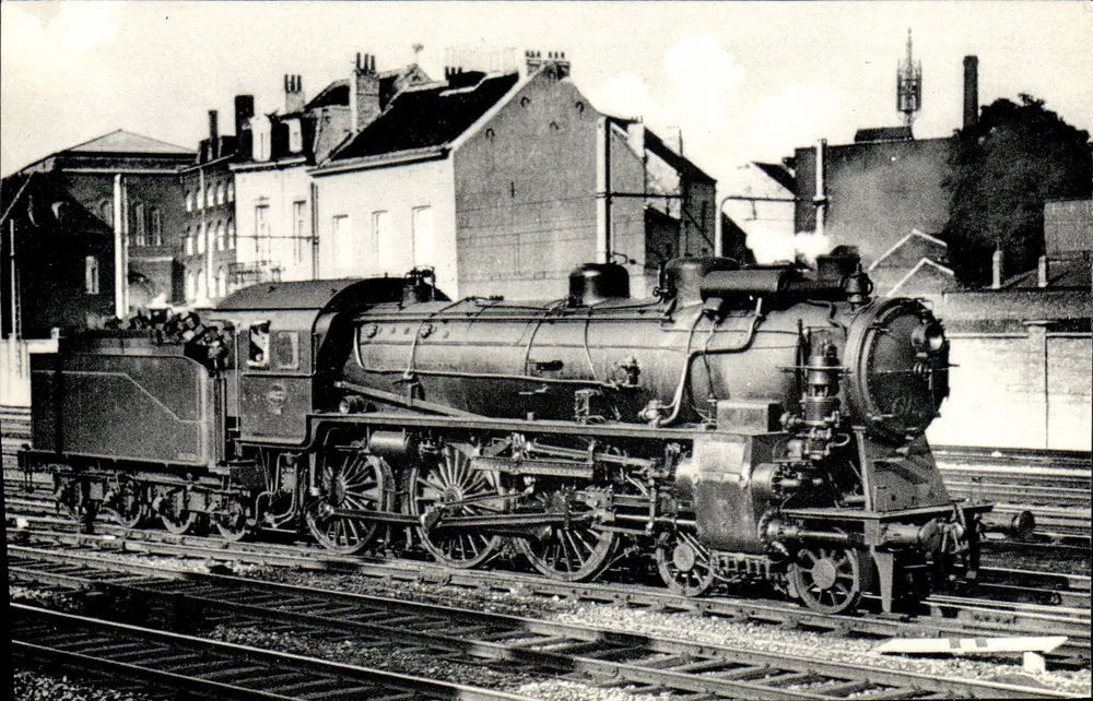Locomotiva Tipo 61 e Tender Tipo 35 — Série 4 — Editada por L'A.R.B.C. — Bruxelas - Frente