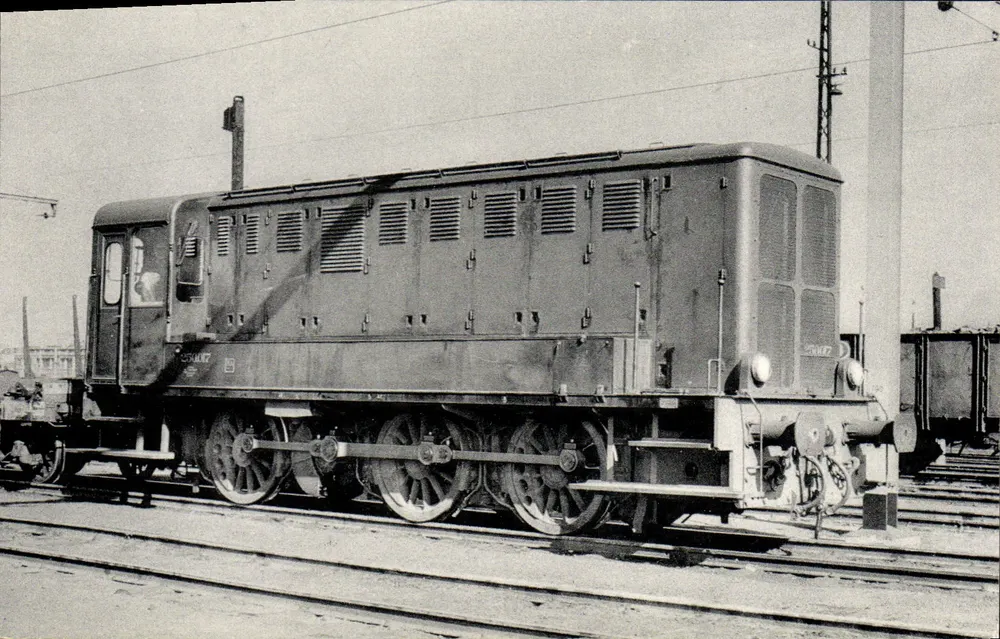 Locomotiva diesel tipo 250 — S.N.C.B. — Série 4 — Editada por L'A.R.B.A.C. - Frente