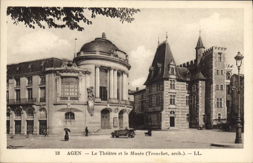 AGEN — O Teatro e o Museu (Tronchet, arq.) — LL. - Frente