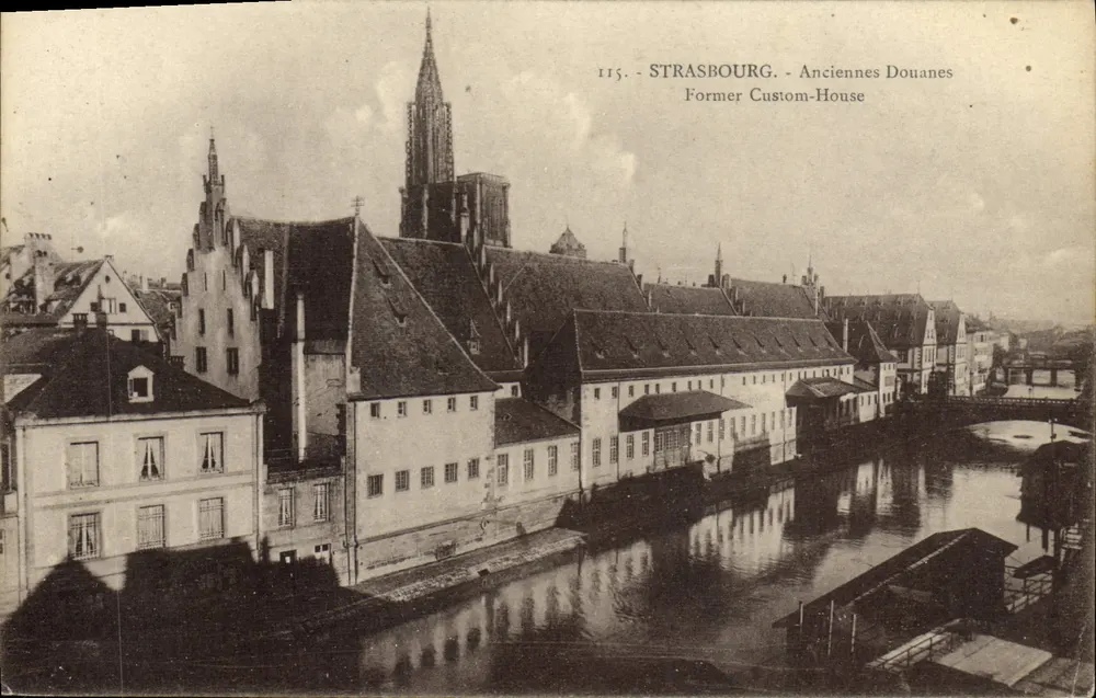 Straßburg - Anciennes Douanes - Former Custom-House - Vorderseite
