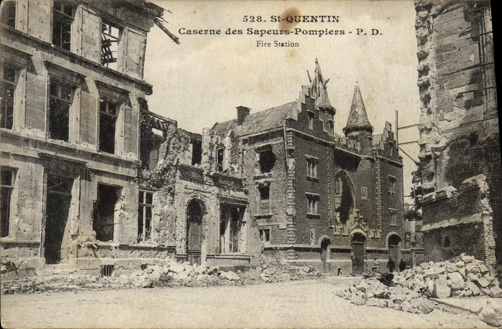 St-Quentin — Zerstörte Feuerwache — n° 528 - Vorderseite