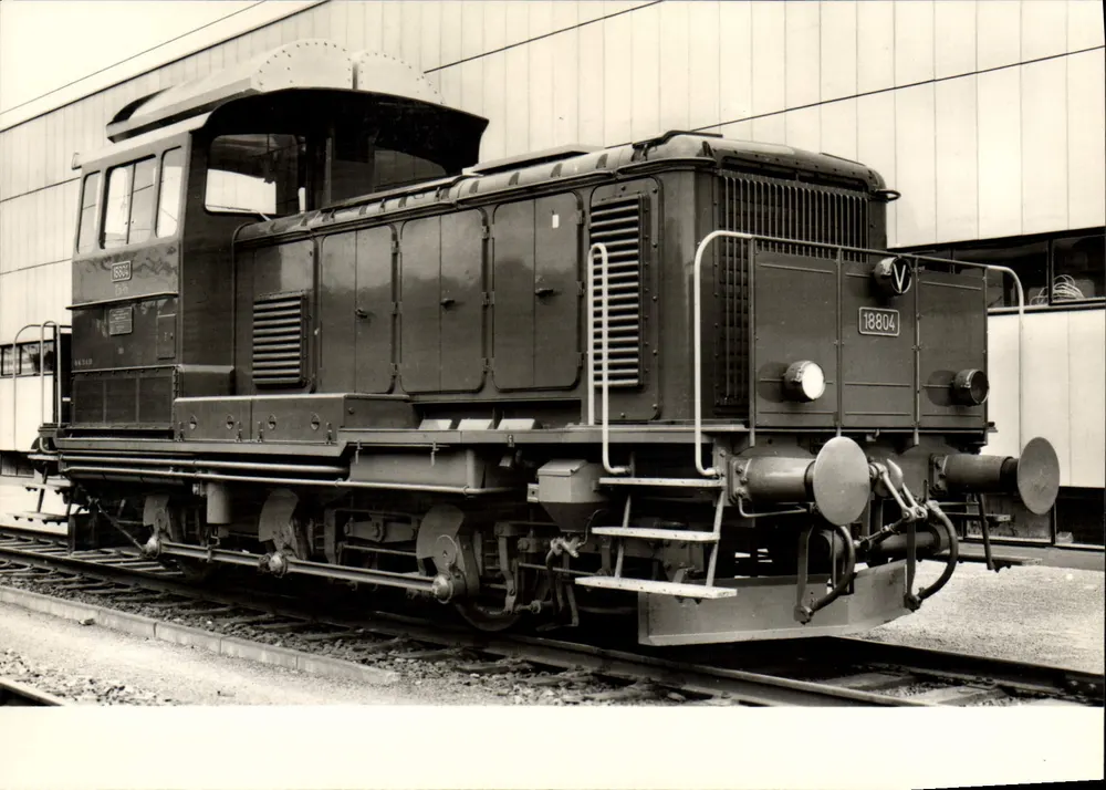 Leichte Diesellokomotive Em 3/3 18801-06 — SBB - Vorderseite
