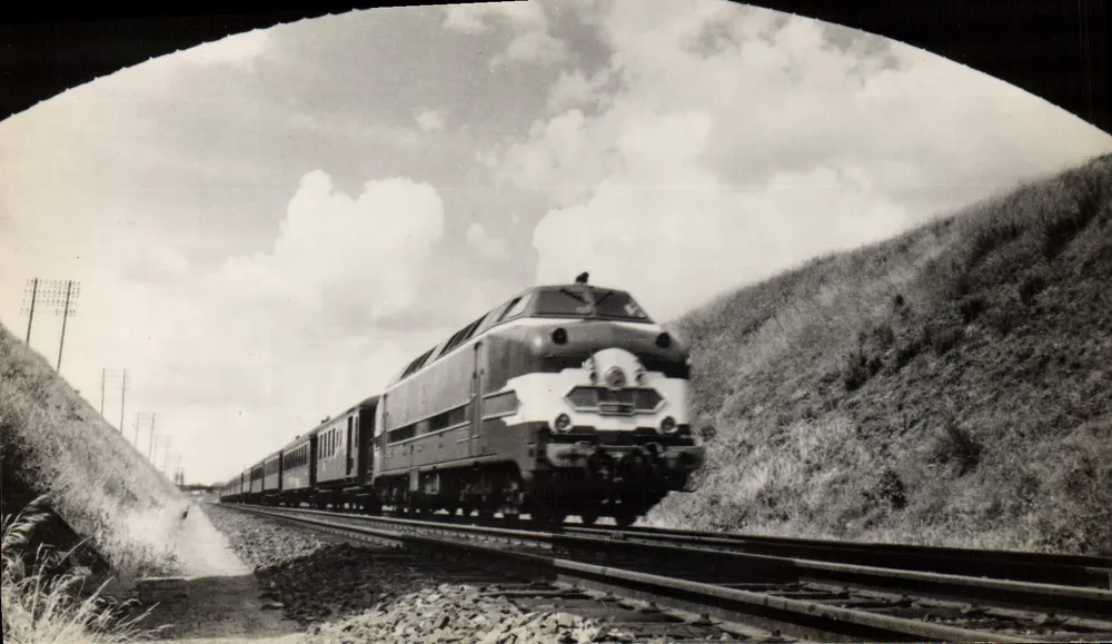 Trem elétrico O60 DB — Nantes-Bordeaux — editor Mertens, n° 24 - Frente