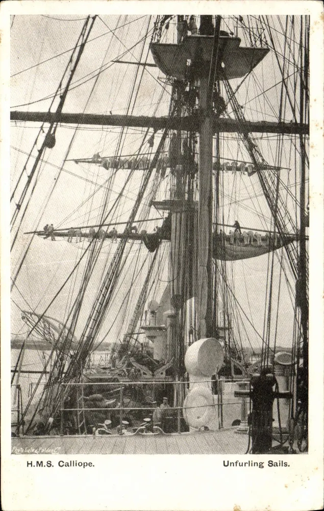 H.M.S. Calliope — Zeilen uitvouwen — Photo Gallery & Folding Co. - Voorkant