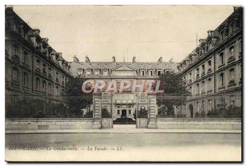 Caen — A Gendarmeria — A Fachada — LI. - Frente