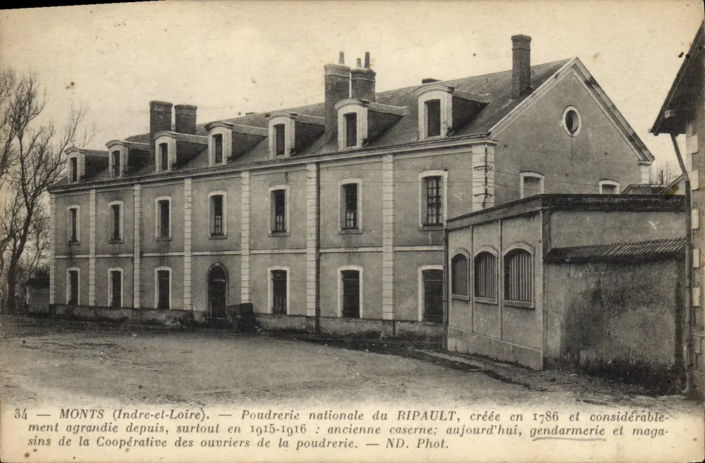 Monts (Indre-et-Loire) — Nationale Pulverkammer Ripault, ehemalige Kaserne — ND. Phot. - Vorderseite