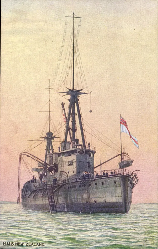H.M.S. New Zealand — Couraçado de Batalha — Cartão Postal Tuck No. 8624 - Frente