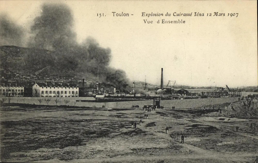 Toulon - Explosion des Panzerschiffes Iéna 12. März 1907 - Allgemeiner Blick - Vorderseite