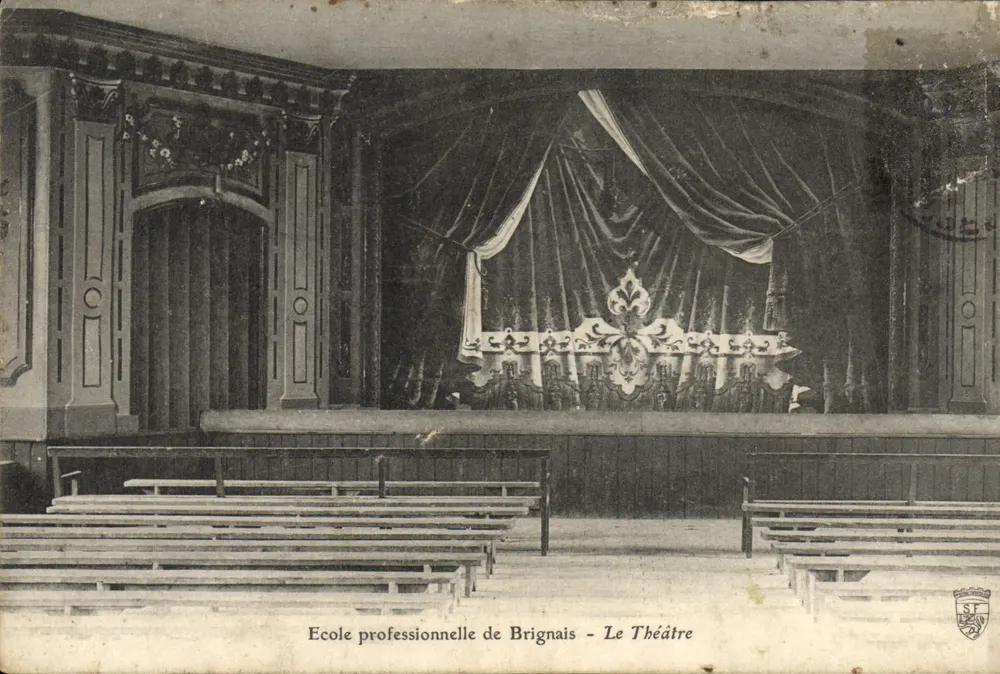 École professionnelle de Brignais — Le Théâtre — Éditeur : SF - Frente