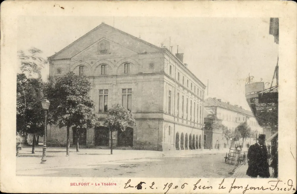 Belfort - O Teatro — vista do edifício em 1905 — editor não identificado - Frente