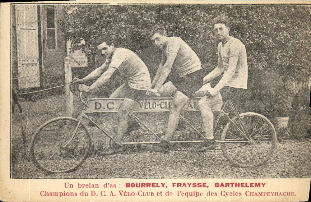 Ein Set von Assen: BOURRELY, FRAYSSE, BARTHELEMY — Sieger des D.C.A. Vélo-Clubs und der Mannschaft Cycles Champeyrache — Verlag unbekannt, Seriennummer nicht sichtbar - Vorderseite