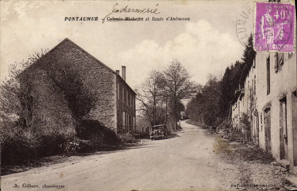 Pontaumur — Colonia Michetin und Route d'Aubusson — A. Gilbert, Schuhe - Vorderseite