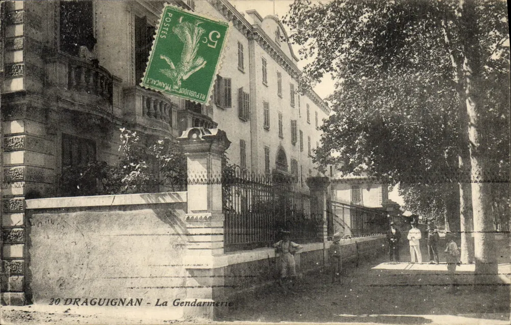 Draguignan — A Gendarmeria — Editora Desconhecida, n° 20 - Frente