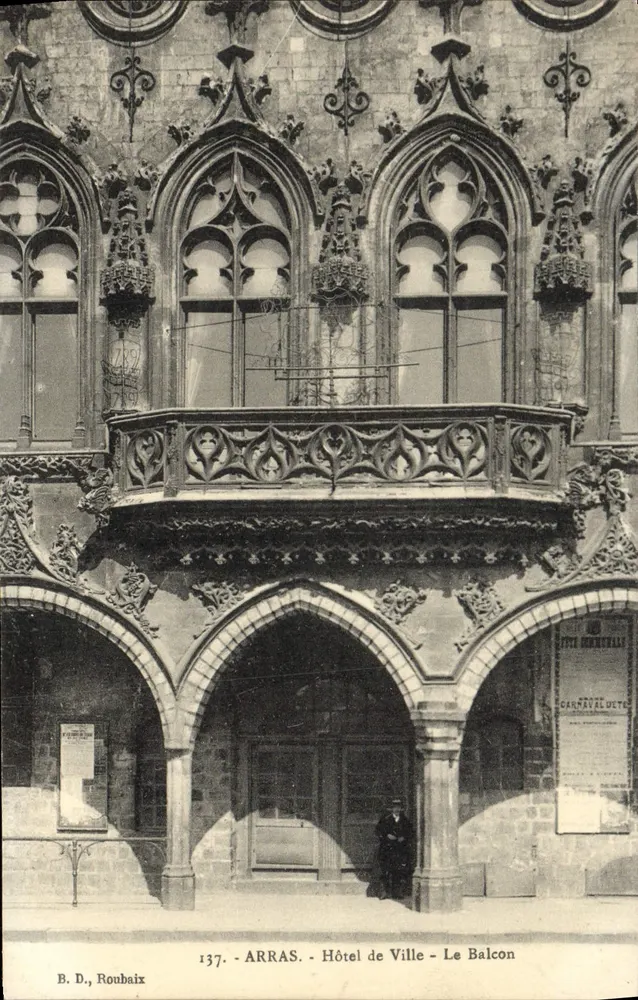 Arras - Hotel de Ville - O Balcon — B. D., Roubaix, n° 137 - Frente