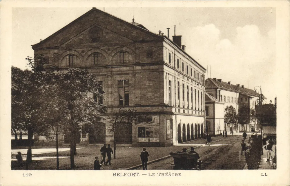 Belfort — O Teatro — LL - Frente