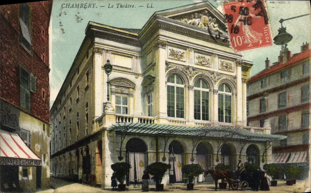 Chambéry — O Teatro — LL - Frente