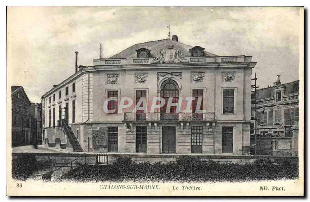 Chalons-sur-Marne — O Teatro — ND. Fotografia - Frente
